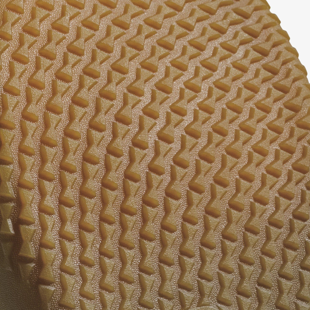 Nohea Kolo  -  Walnut / Walnut
