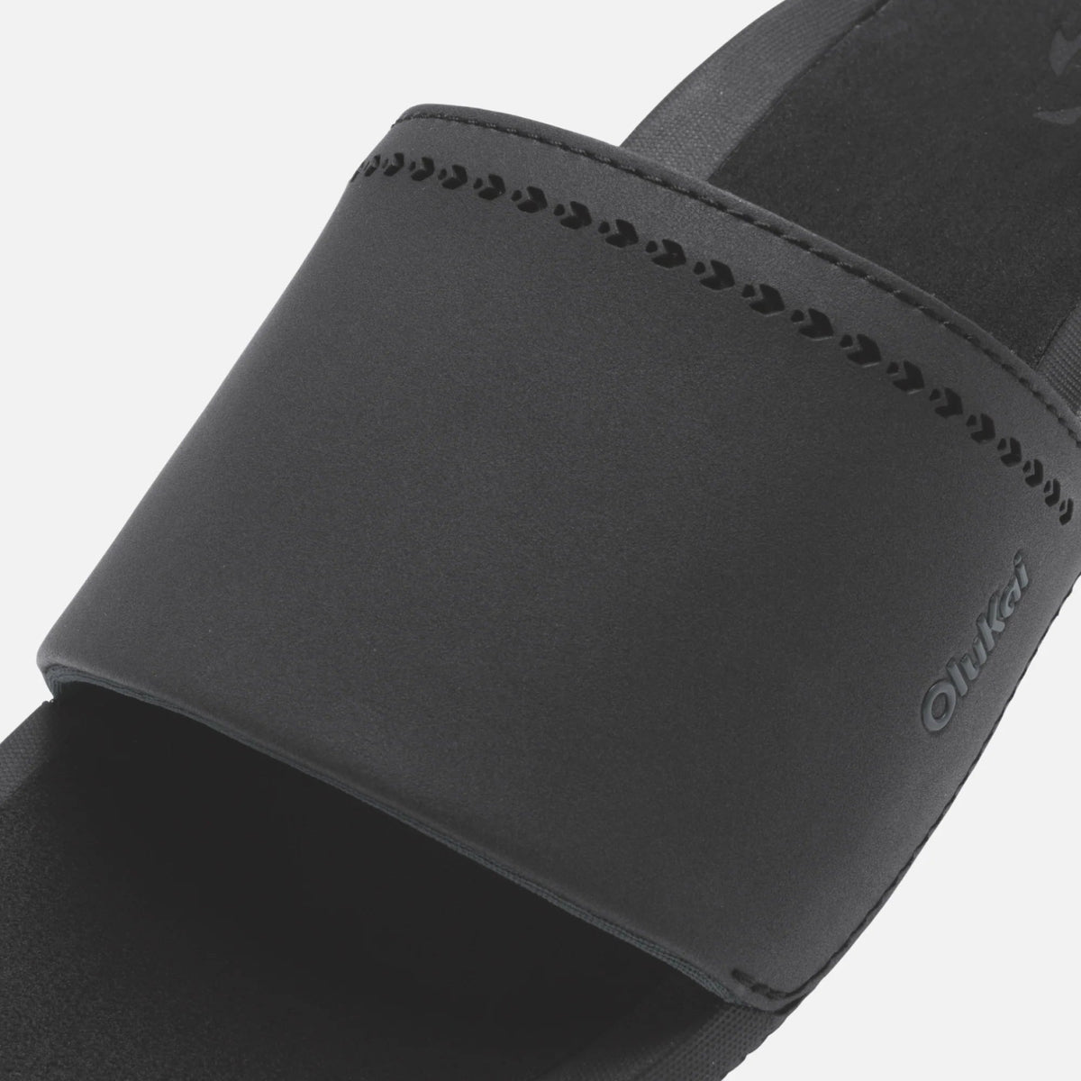 Ulele Slide  -  Black / Black