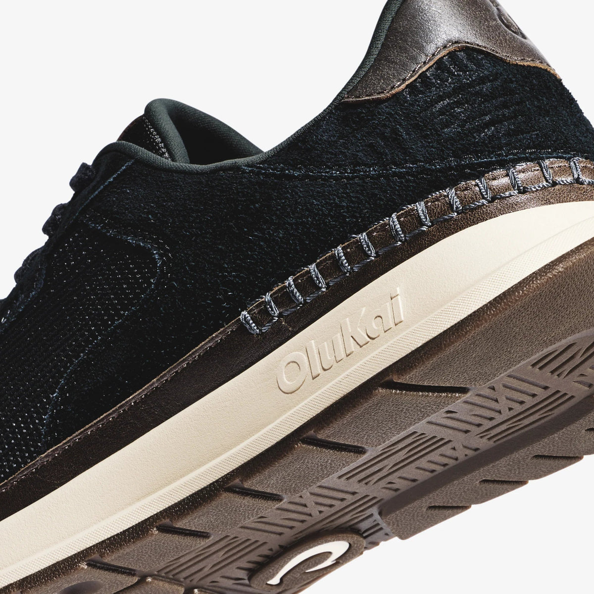Koke  -  Black / Black